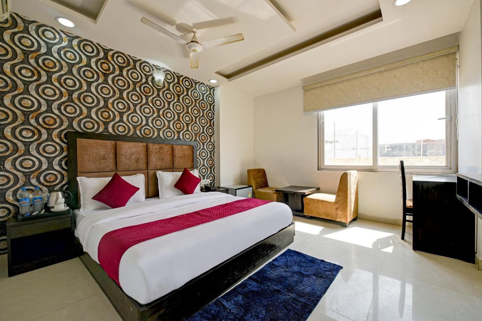 The Atlantes Suite Near Delhi Airport New Delhi Exterior photo